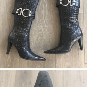 Giani Bernini Black Croc-Patterned Heeled Boots